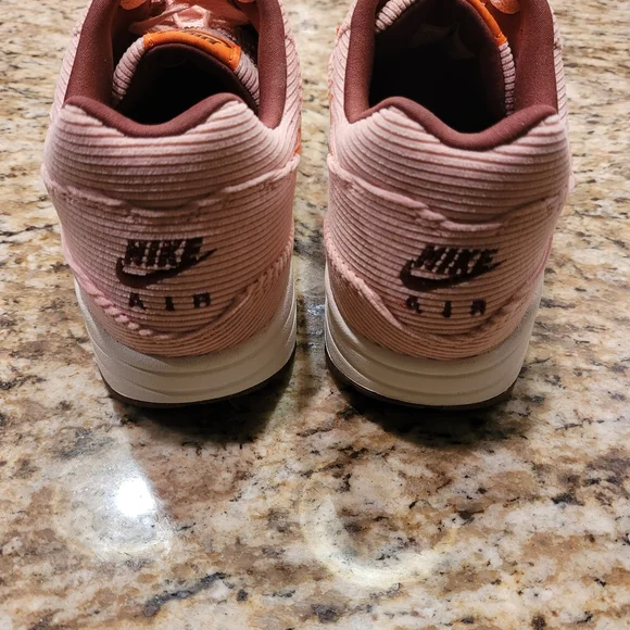 Nike Air Max 1 PRM Men Size 10.5 - Picture 4 of 5